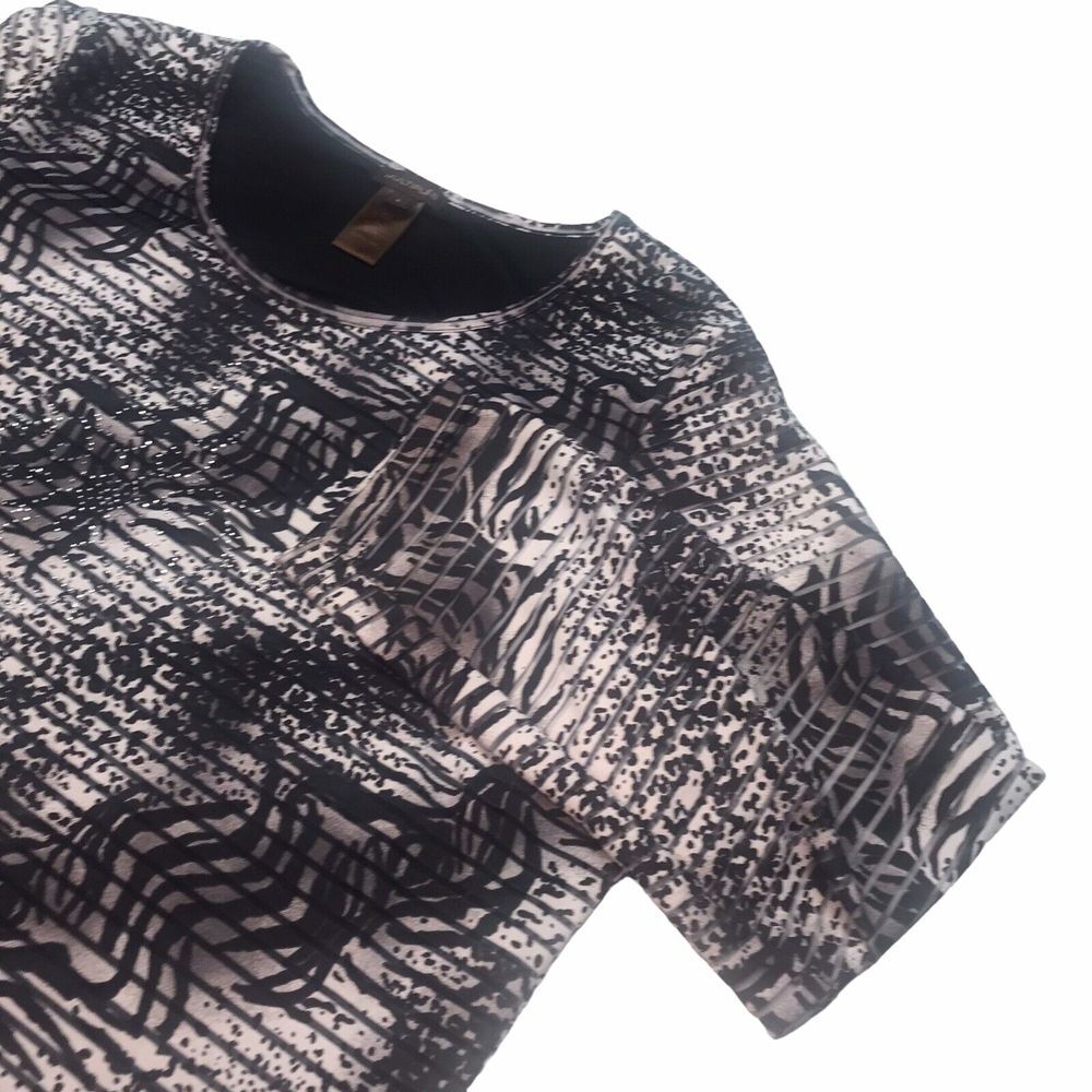 Womens top size Large long sleeve ribbed Rhinestones Multiples Lined Black white